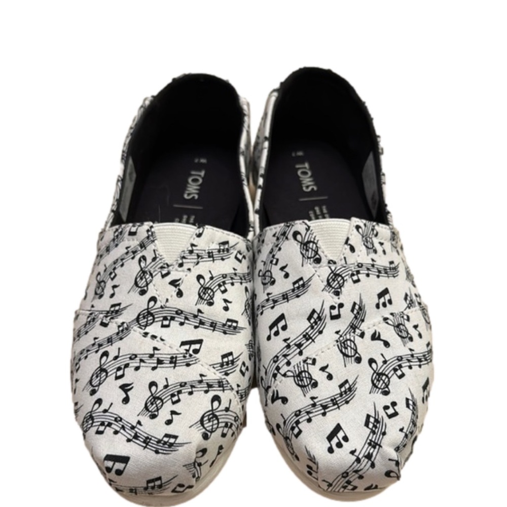 Retired Tom’s Music Note Flats - Worn once. Size 7